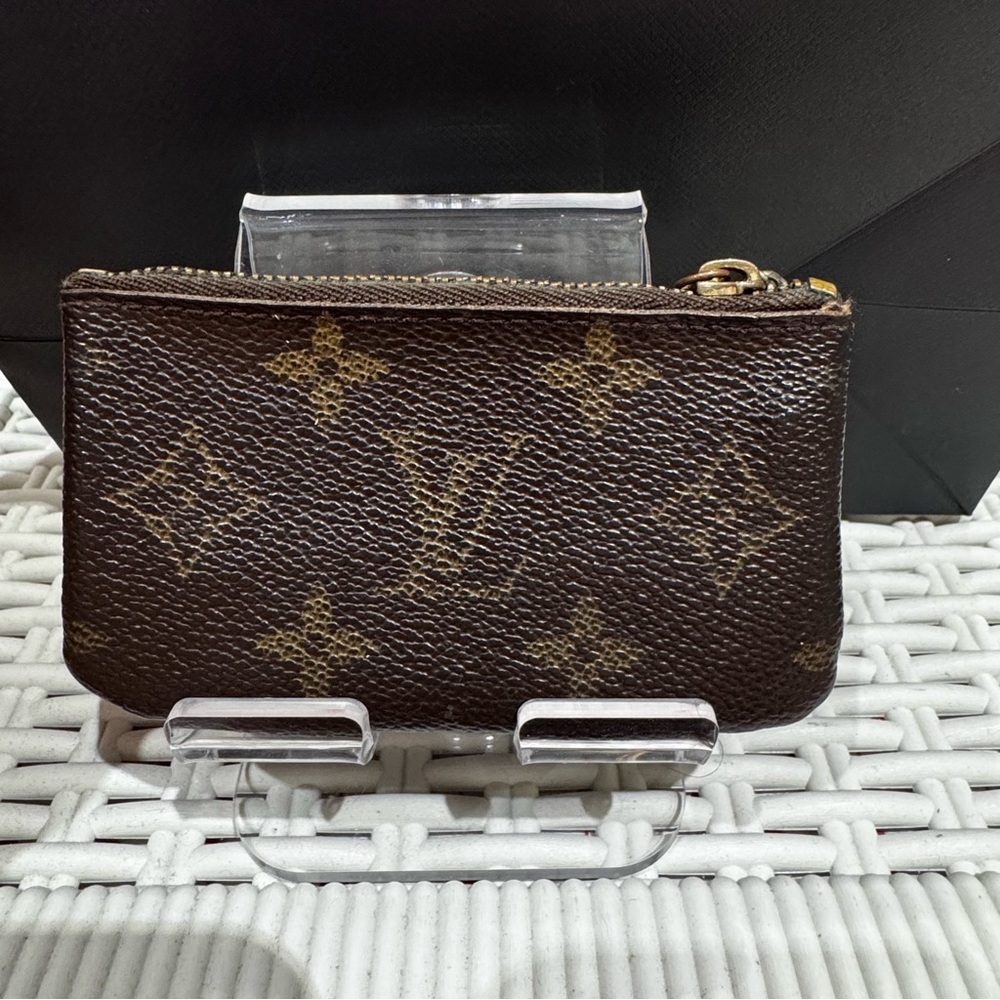 Louis Vuitton coin pouch